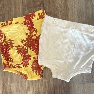 Kate Quinn Yellow Red Floral and Cream Baby Diaper Cover Bloomer Shorts NWOT